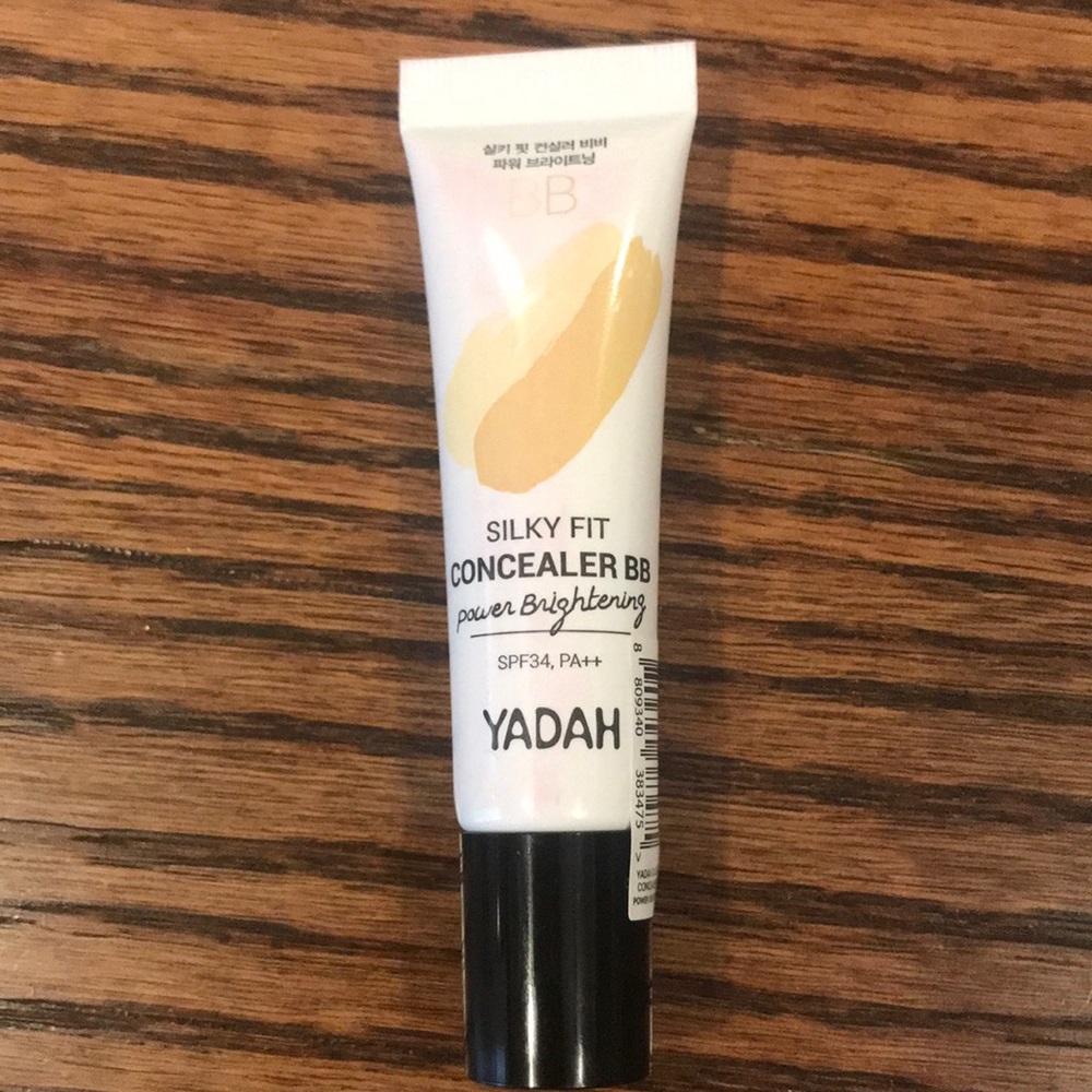 Yadah Silky Fit Power Brightening Concealer BB Cream SPF34